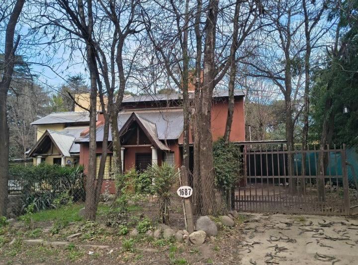 Casa · 100m² · 3 Ambientes · 1 Cochera