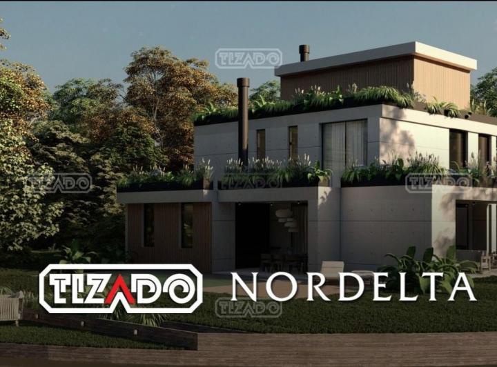 Casa · 340m² · 8 Ambientes · 5 Cocheras