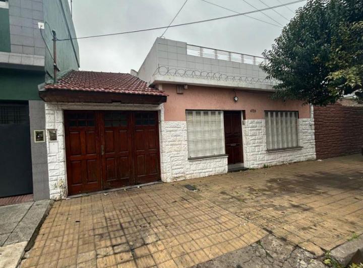 Casa · 100m² · 3 Ambientes · 2 Cocheras