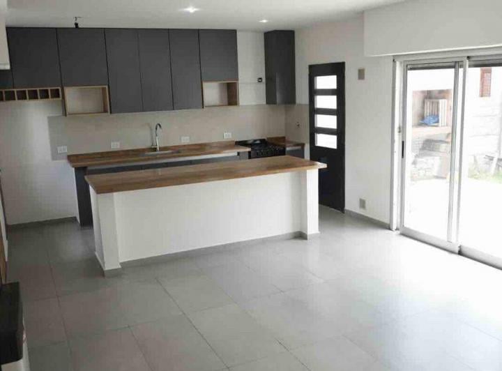 Casa · 65m² · 3 Ambientes · 1 Cochera