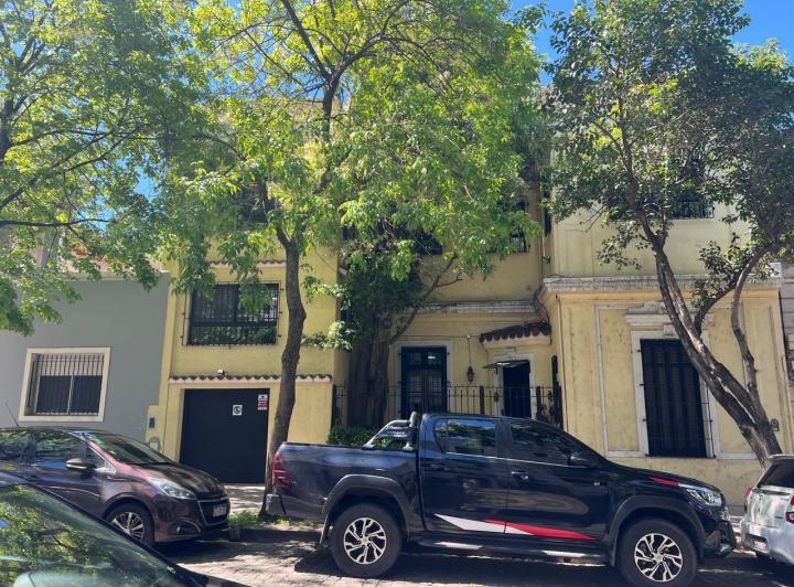 Casa · 182m² · 5 Ambientes · 1 Cochera