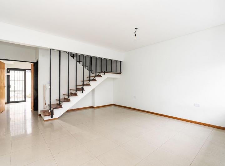 Casa · 130m² · 4 Ambientes · 1 Cochera