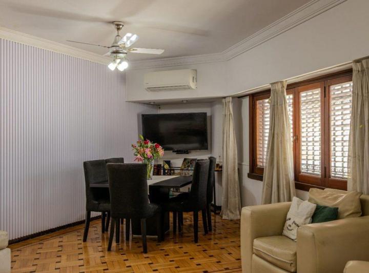Casa · 164m² · 5 Ambientes · 1 Cochera