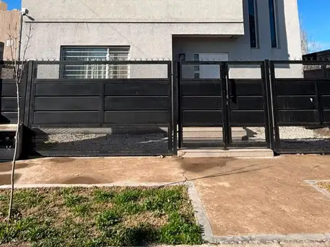 Casa en Venta en Cipolletti, General Roca