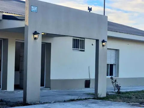 Casa en Alquiler en Centenario, Confluencia