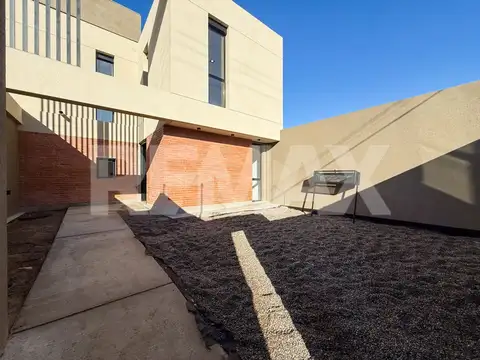 Casa en Venta en Neuquén, Confluencia