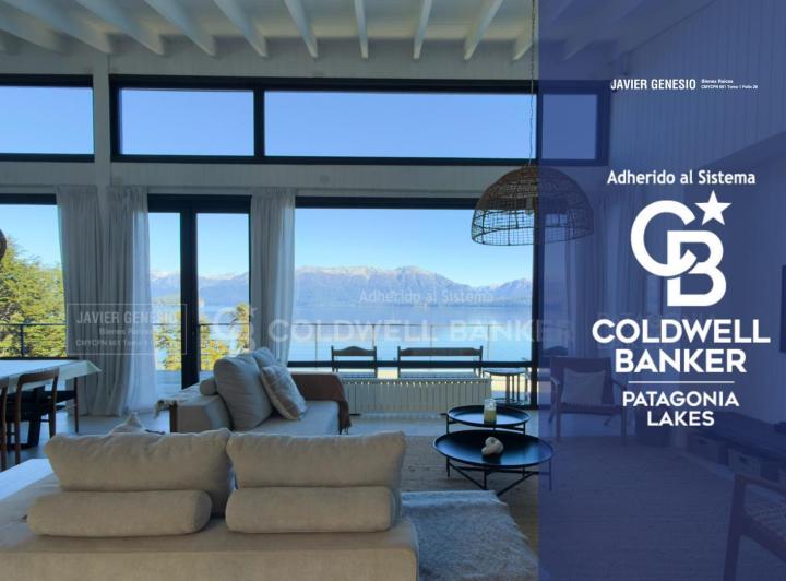 Casa · 225m² · 5 Ambientes · 2 Cocheras