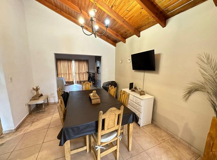 Casa · 150m² · 7 Ambientes · 2 Cocheras