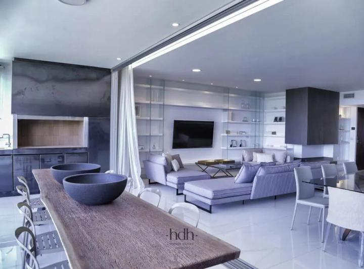 Departamento · 136m² · 6 Ambientes · 1 Cochera
