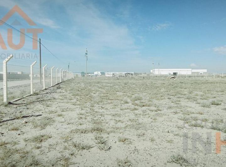 Terreno · 4512m²