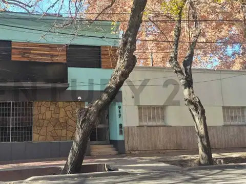 Casa en Alquiler en Mendoza, Capital