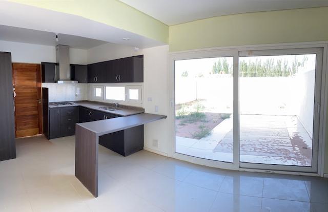 Casa · 120m² · 5 Ambientes · 1 Cochera