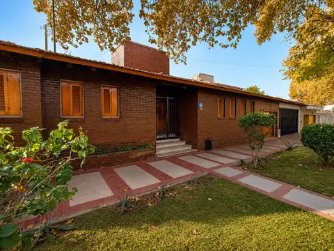 Casa en Venta en Cuarta Sección, Mendoza