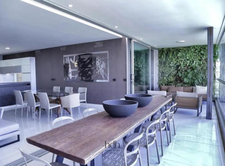 Departamento · 215m² · 6 Ambientes · 2 Cocheras