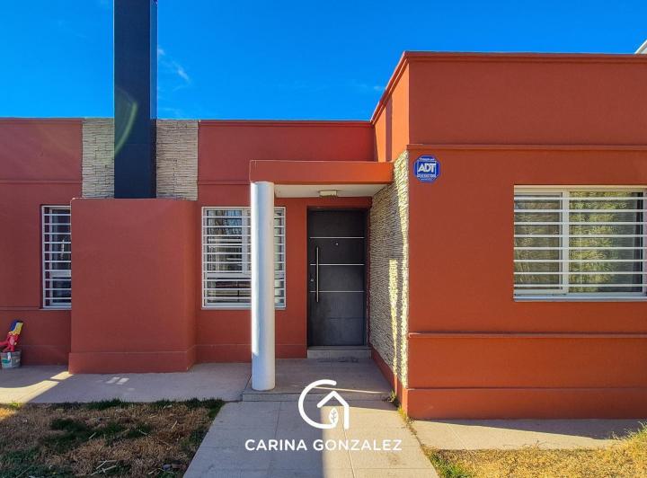 Casa · 120m² · 3 Dormitorios