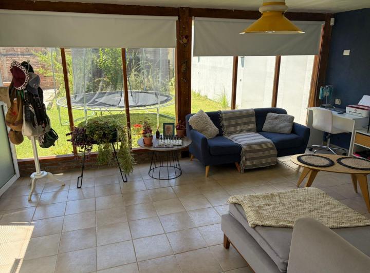 Casa · 135m² · 6 Ambientes · 1 Cochera