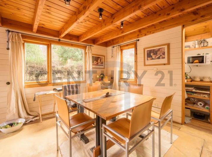 Casa · 100m² · 3 Ambientes · 1 Cochera