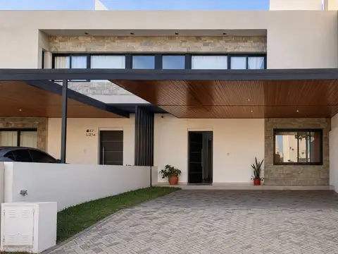 Casa en Venta en Countries y Barrios Cerrados en Cordoba Capital, Capital