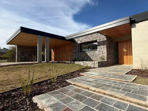 Casa en Venta en Mendiolaza, Colón