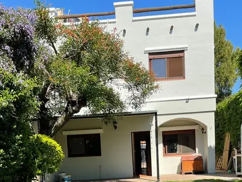 Casa en Alquiler en Fisherton, Rosario