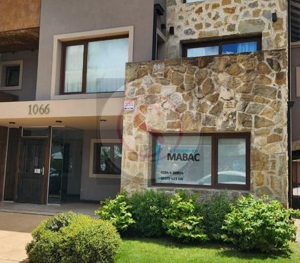 Local comercial · 90m²