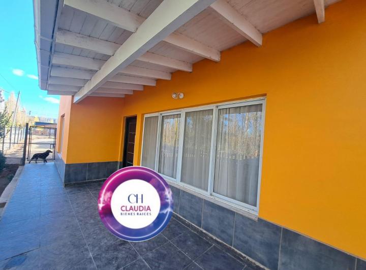 Casa · 90m² · 3 Ambientes · 1 Cochera