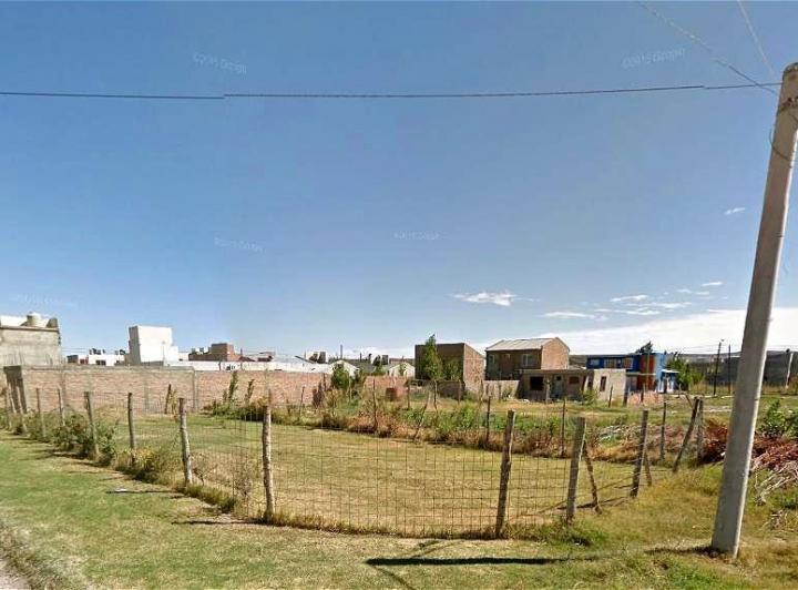 Terreno · 372m²