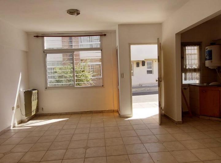Casa · 73m² · 3 Ambientes · 1 Cochera