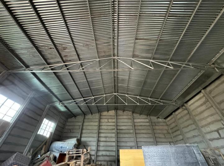 Terreno · 216m²