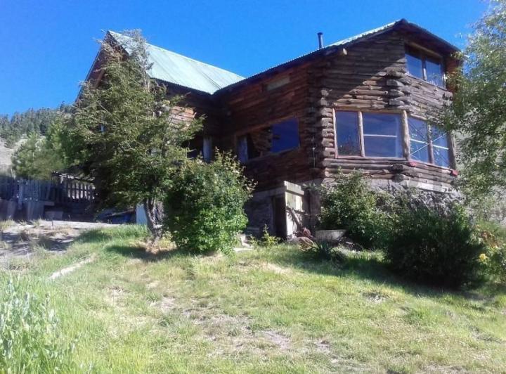 Terreno · 270m² · 7 Ambientes · 1 Cochera