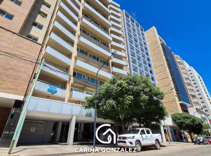 Departamento · 5 Ambientes · 1 Cochera