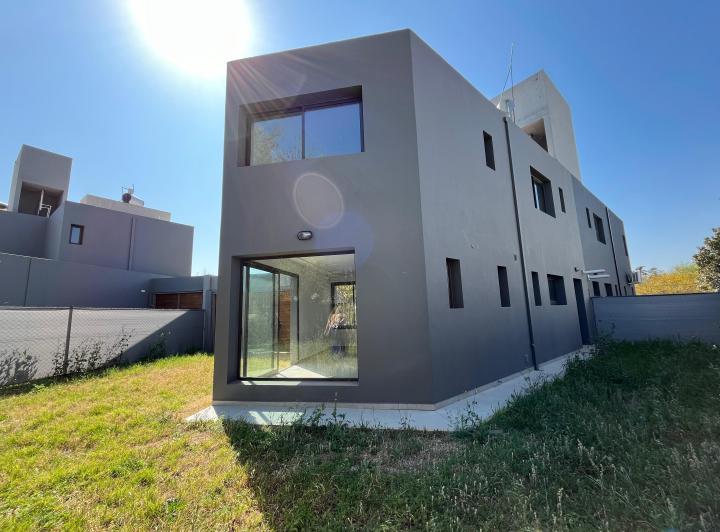 Casa · 118m² · 4 Ambientes