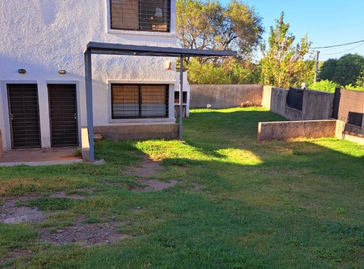 Casa · 60m² · 4 Ambientes · 1 Cochera