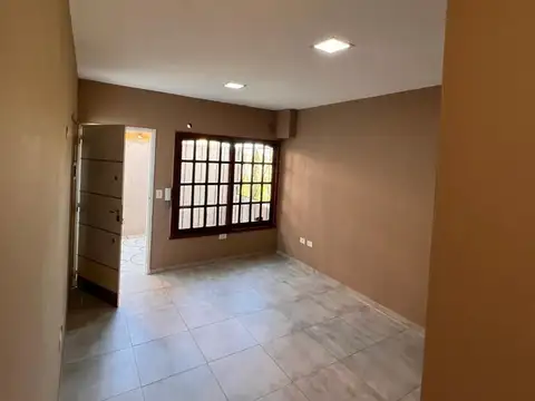 Departamento en Alquiler en Virrey del Pino, Partido de La Matanza