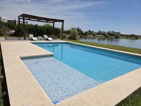 Casa en Alquiler en Horizontes al Sur, Canning