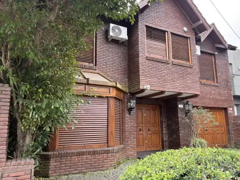Casa en Alquiler en Beccar Vías / Libertador, Beccar