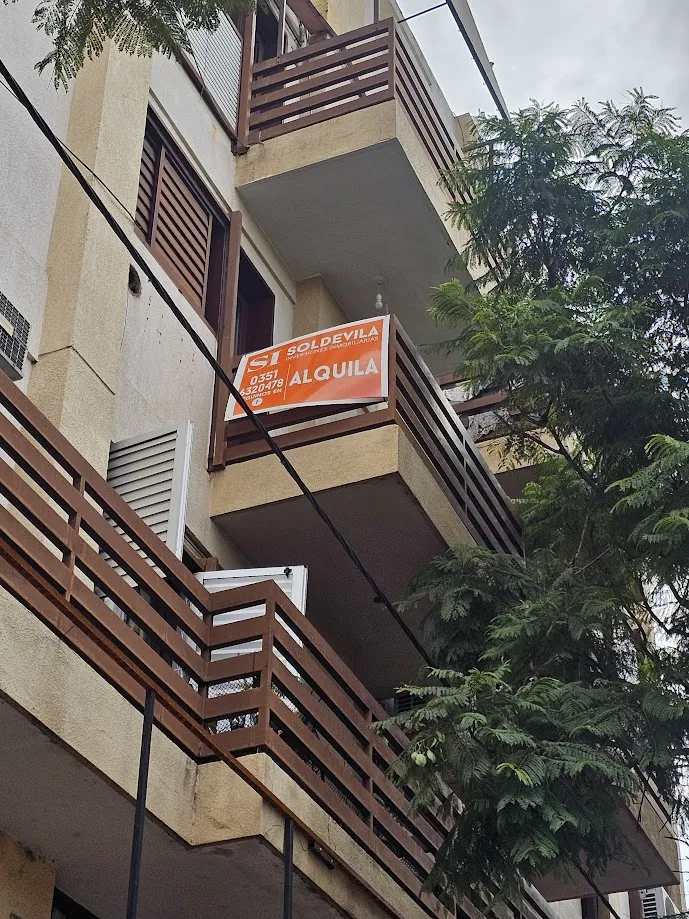 EXCELENTE DEPARTAMENTO