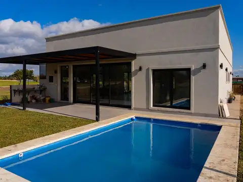 Casa en Venta en Countries y Barrios Cerrados en Longchamps, Partido de Almirante Brown