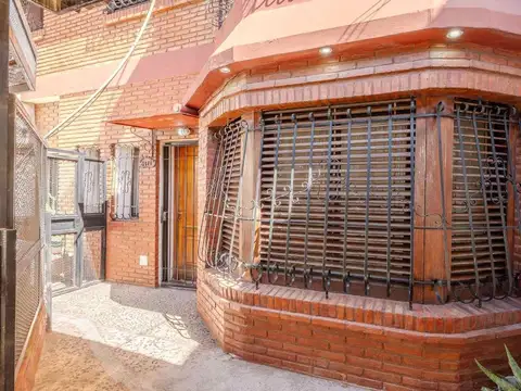 PH en Venta en Caseros, Partido de Tres de Febrero
