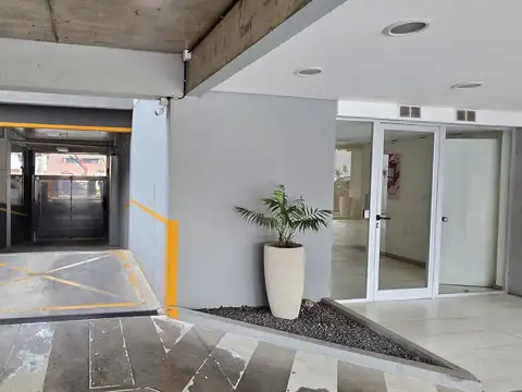 Cochera en Venta en Lanus Oeste, Lanus