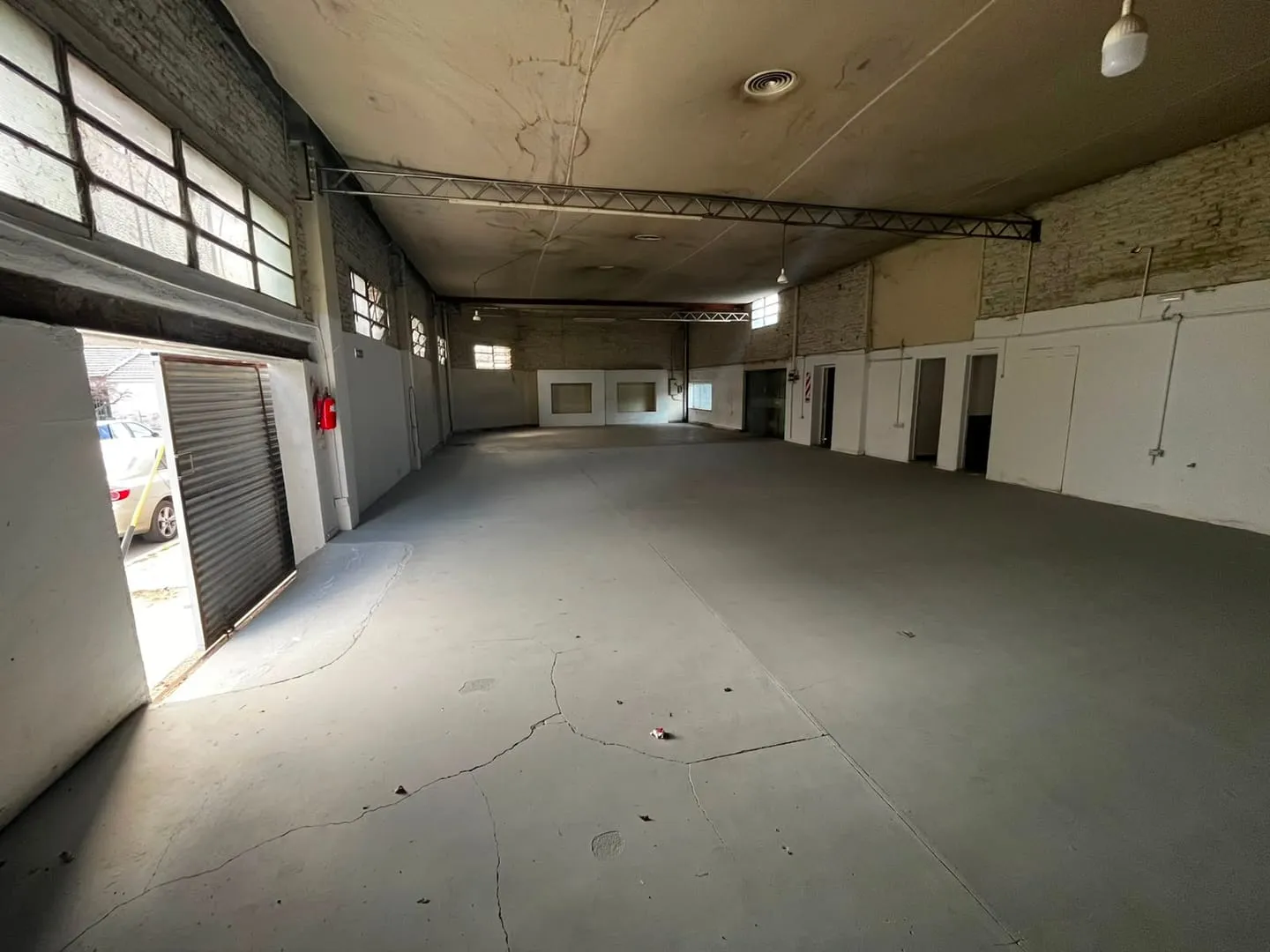 Galpón en alquiler  400 m² cubiertos Alberdi
