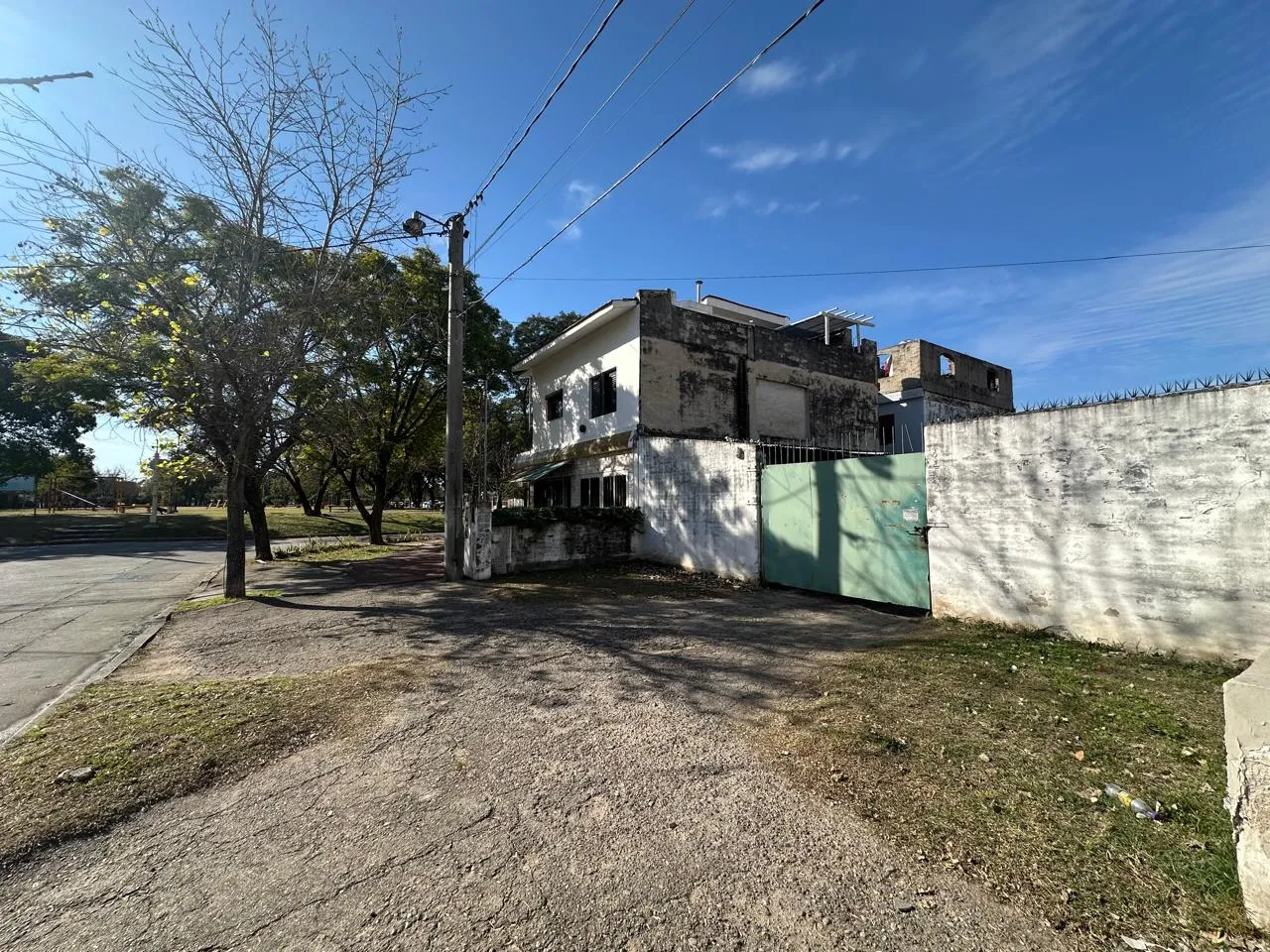 ALTOS DE VILLA CABRERA: LOTE + COCHERAS DE 407 M2