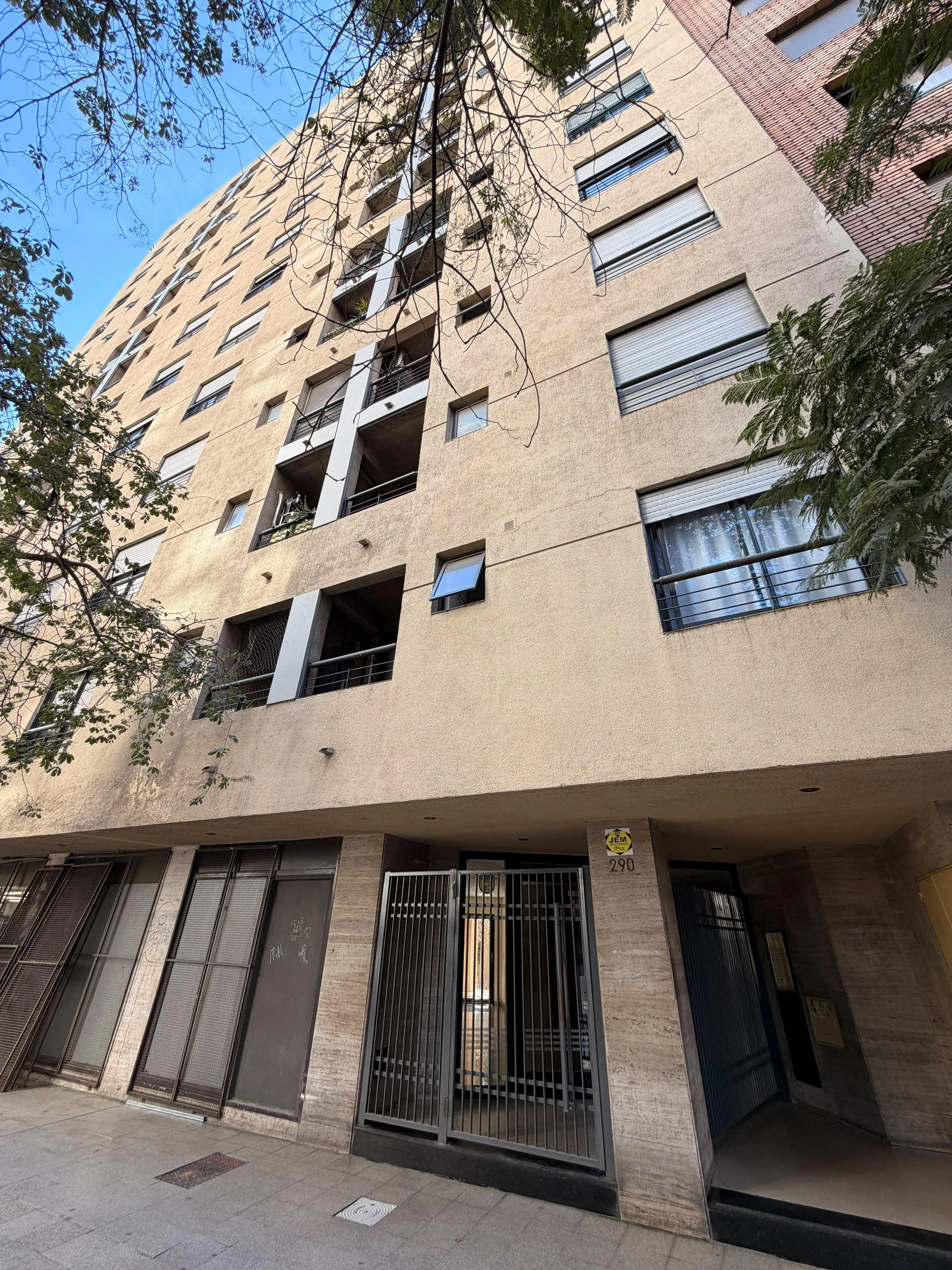 1 Dormitorio con balcón - Av. Pueyrredon 290 - Nueva Córdoba