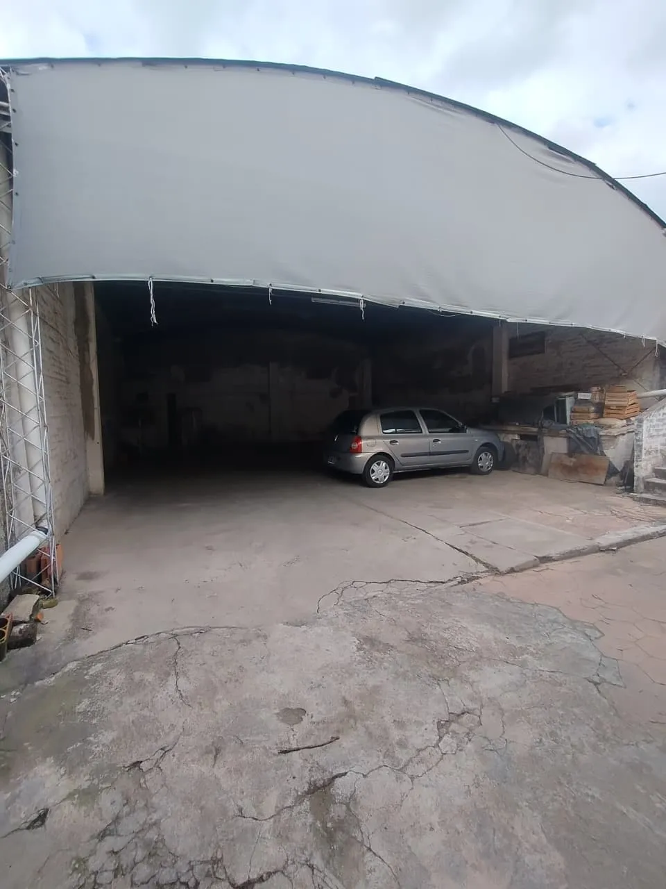 Casa con galpón en venta sobre lote de 346 m²