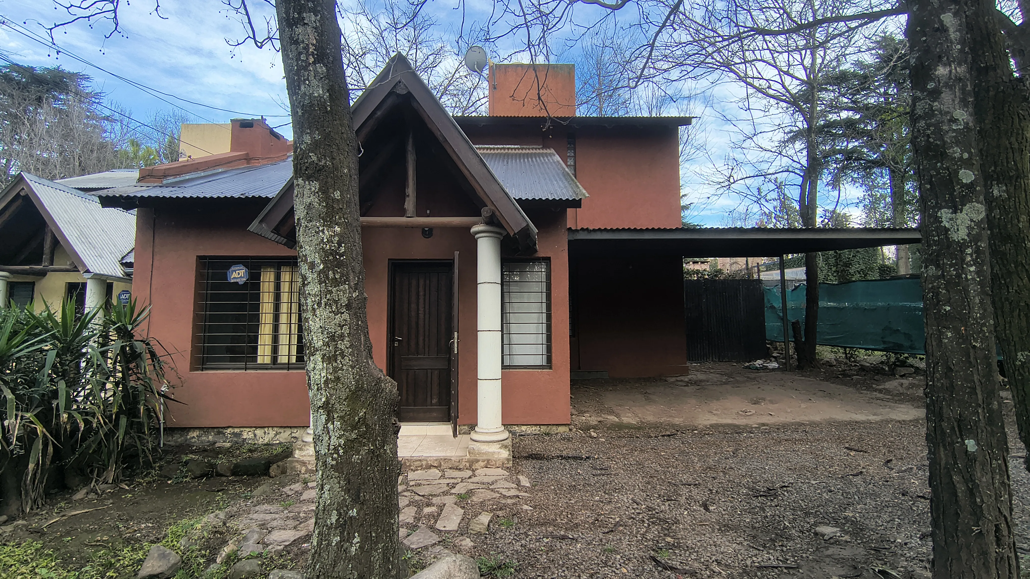 Casa de 2 dorm. Mendiolaza centro