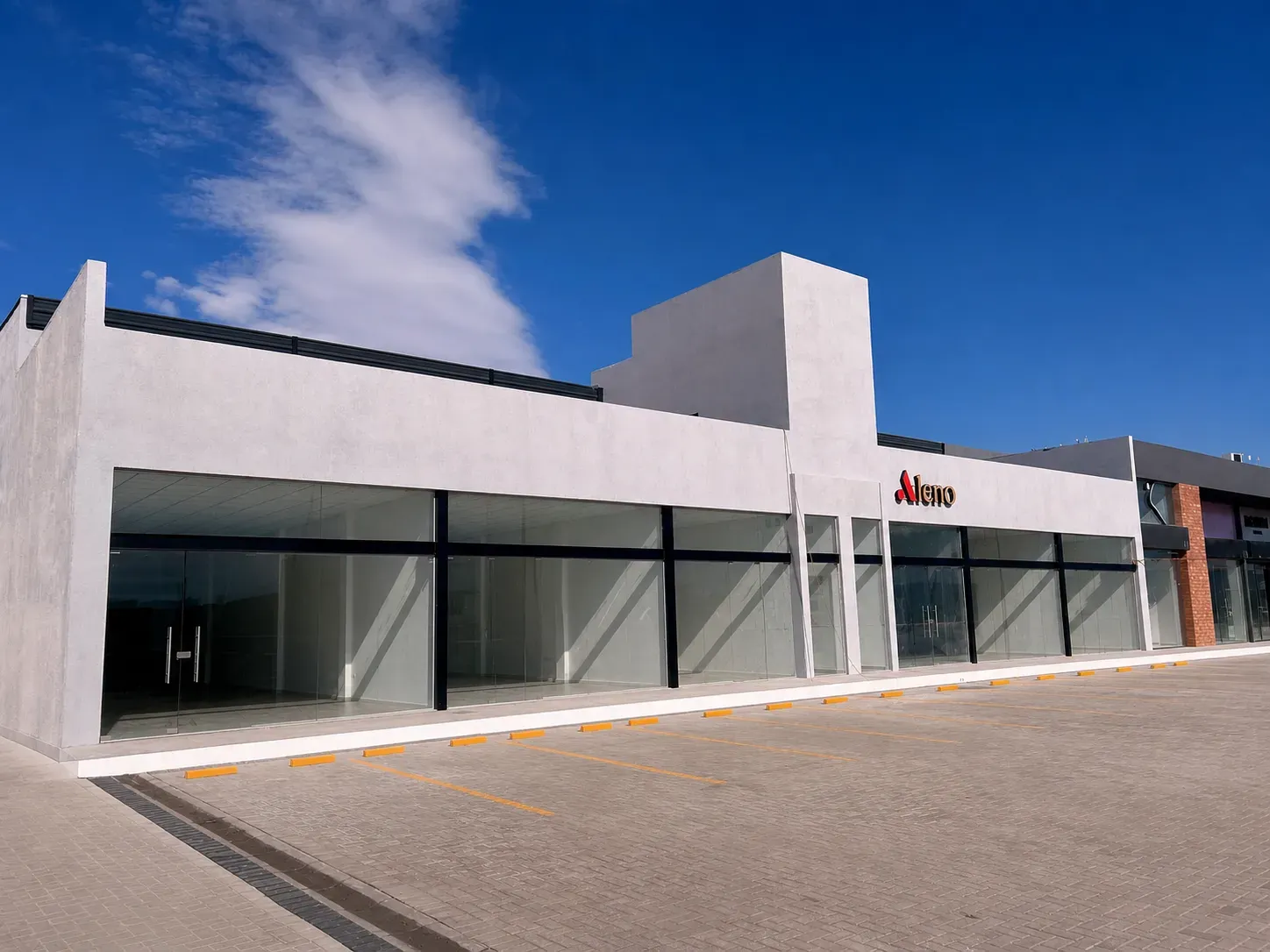 Local comercial a estrenar en Colinas de Manantiales | 90 m²