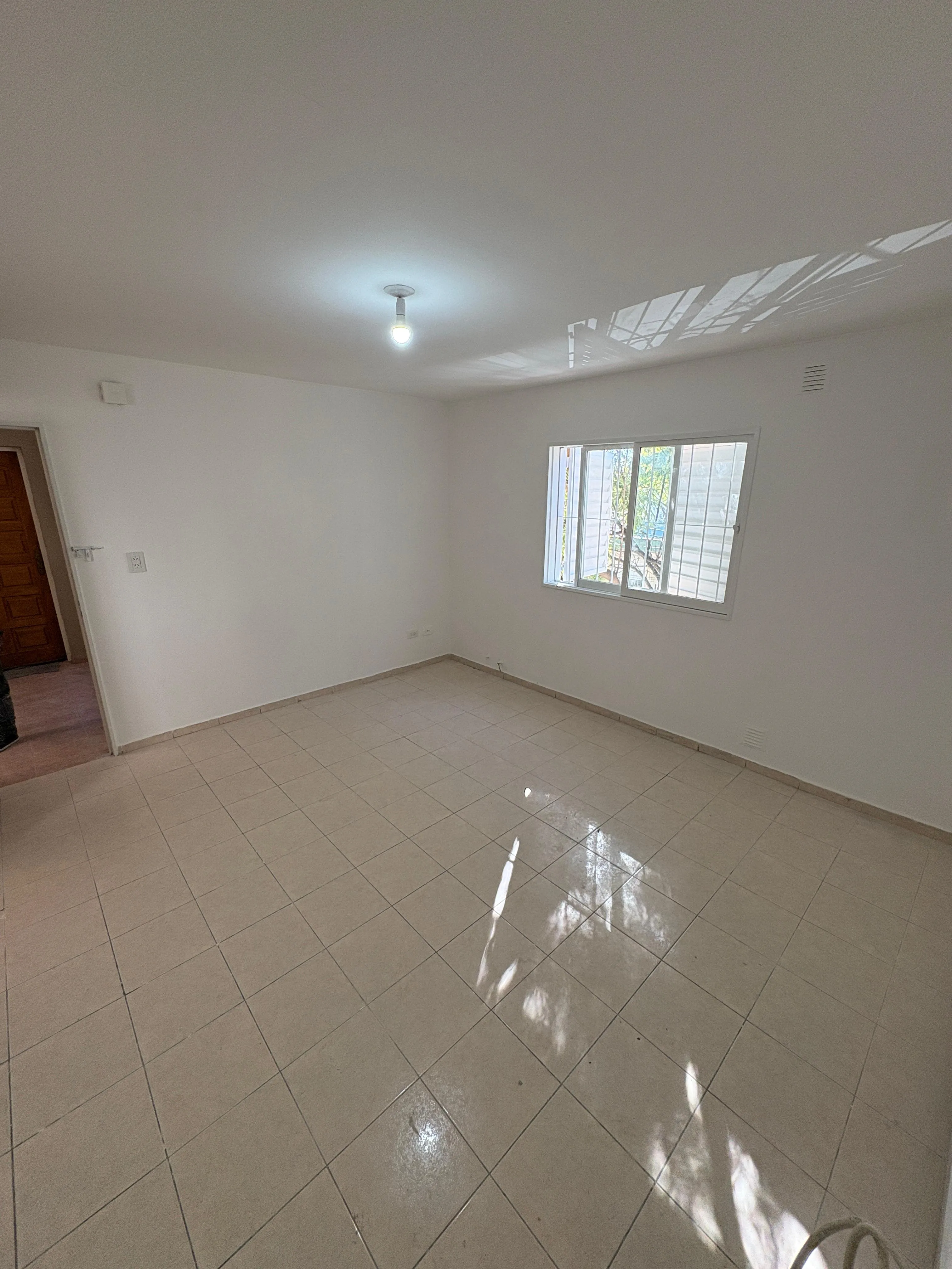 Sin expensas y en una ubicación excelente! Departamento de 2 dormitorios en alquiler.