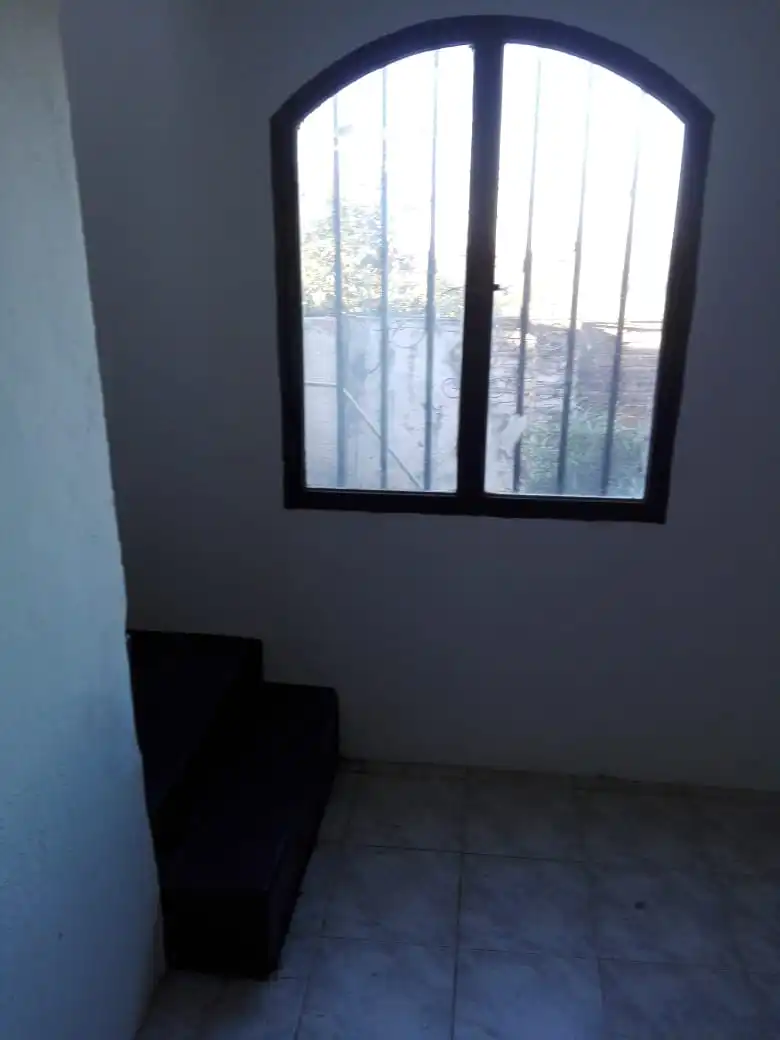 ALQUILO DUPLEX 2 DORM SIN COCHERA B° ALTO GRAL PAZ