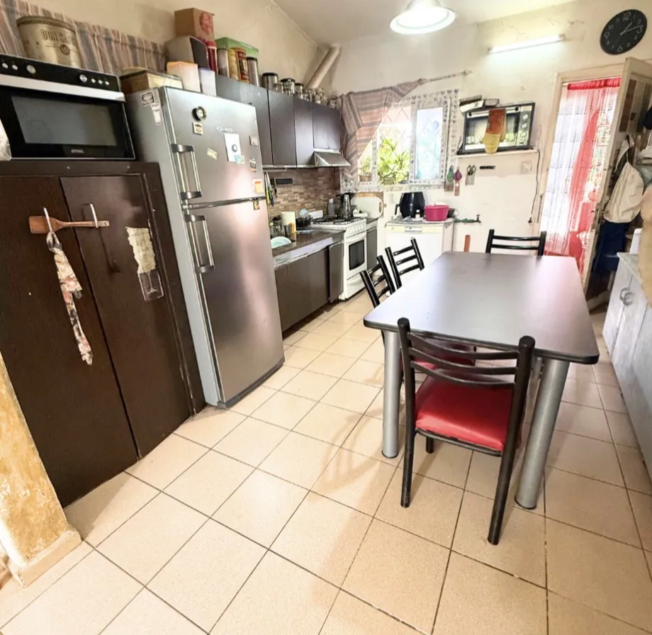 Venta Casa en Centro de Río Ceballos | 2/3 Dormitorios | Gran Terreno
