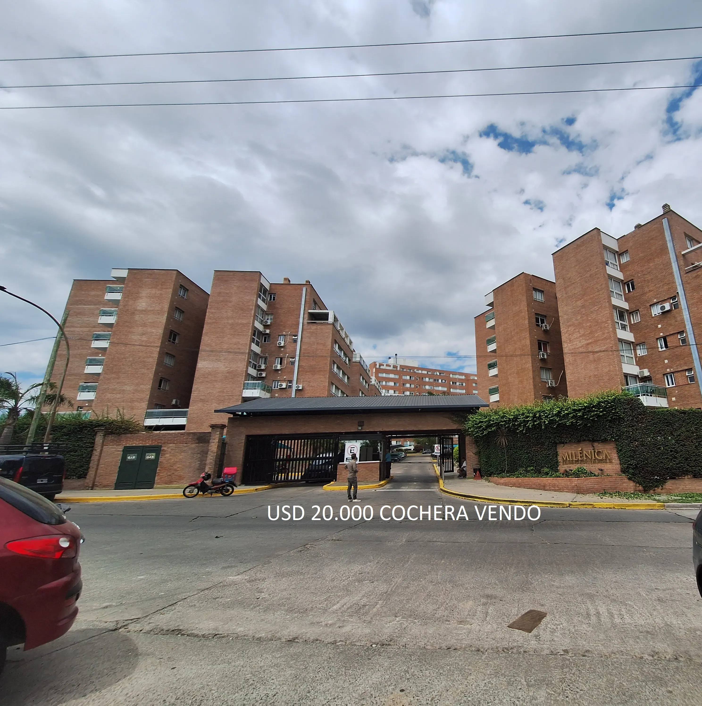 COCHERA VENTA MILENICA UNIVERSITARIA CORDOBA